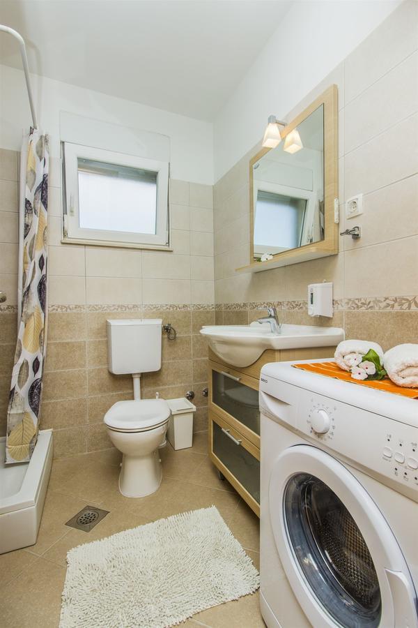 Apartments Lenija Jadrija Zewnętrze zdjęcie